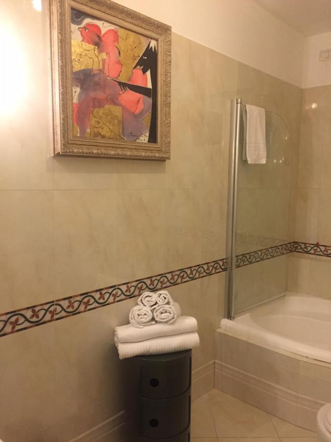 Joy Bed And Breakfast Албисола Марина Екстериор снимка